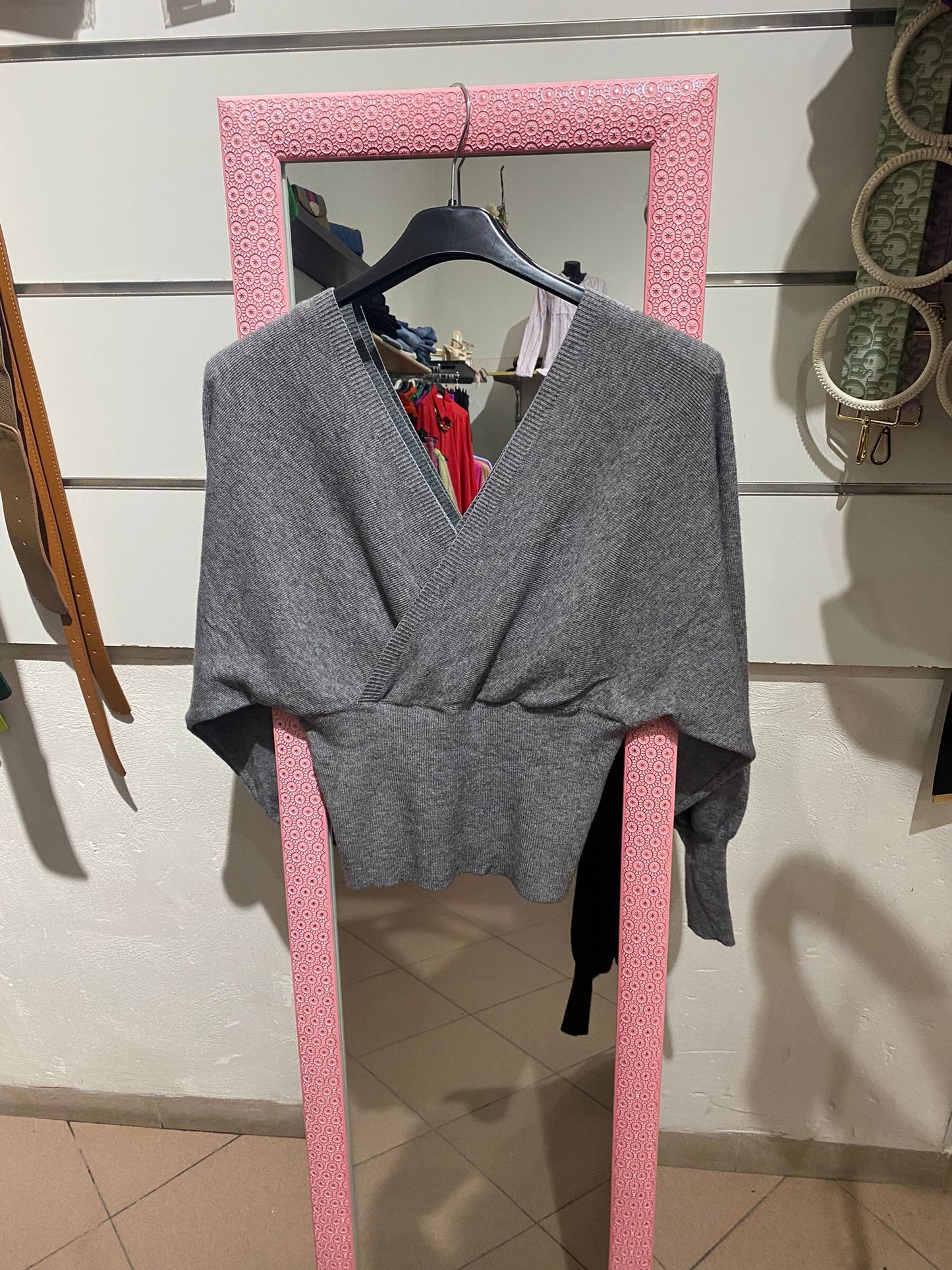 MAGLIA CON SCOLLO ART.ZS1183