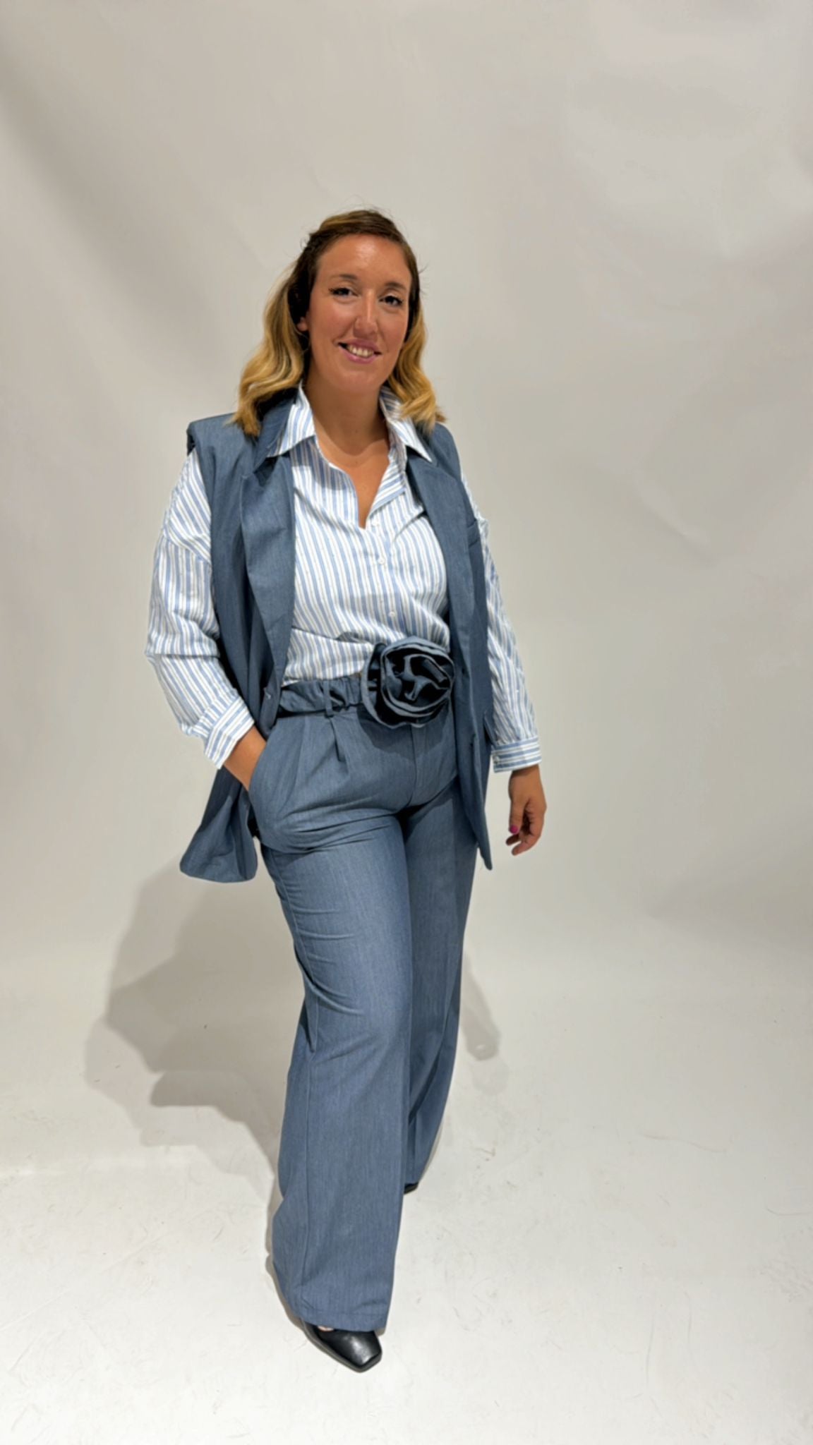 COORDINATO SMANICATO E CINTURA ROSES