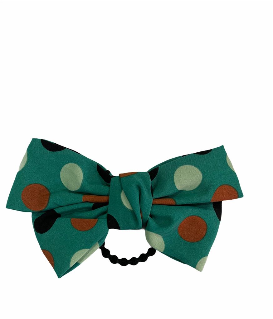 Pigtail bow