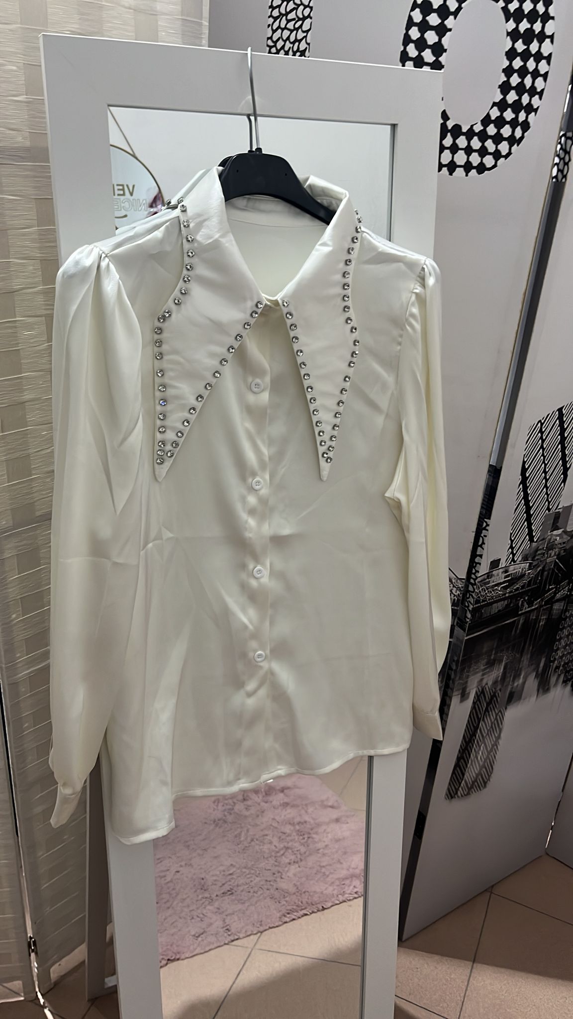 CAMICIA BAVERO LUNGO 8803